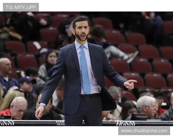 黄蜂主帅查尔斯李谈非洲行收获期待特雷曼下赛季强势回归 黄蜂主帅查尔斯李谈非洲行收获期待特雷曼下赛季强势回归